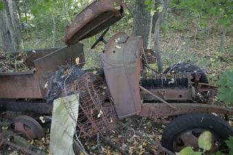 Coches abandonados en el bosque de Pownal