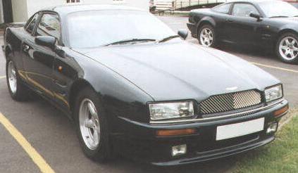 Aston Martin Virage. Vista frontal.