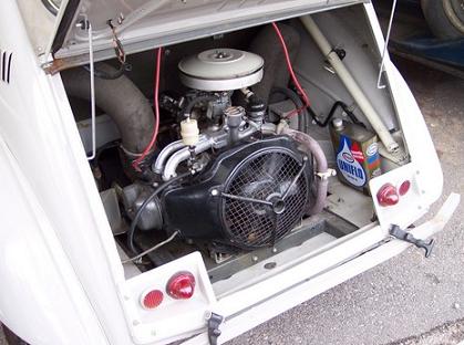 Citroen 2Cv Sahara. Motor Trasero.