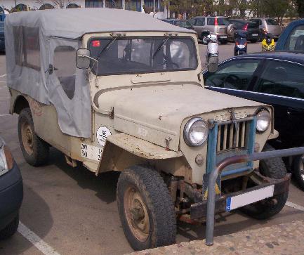Jeep Viasa. Vista lateral.
