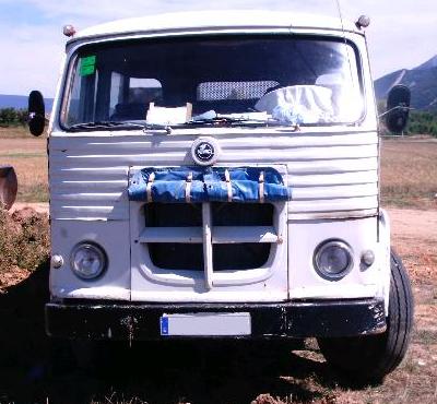 Pegaso Comet doble cabina. Año 1974.