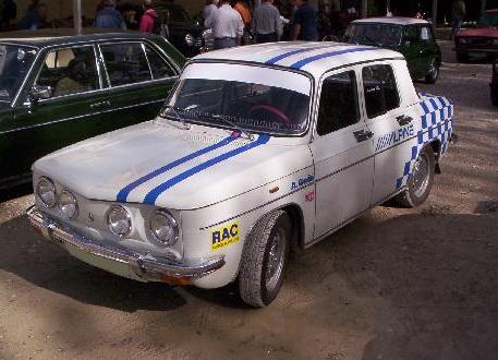 Renault 8 TS. Vista frontal