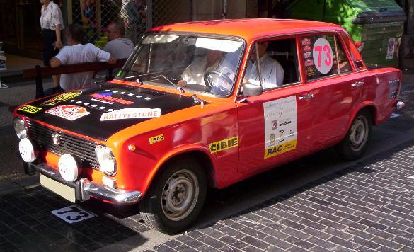 SEAT 124.