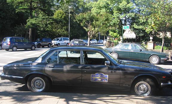Jaguar XJ40 Sovereign. Vista lateral