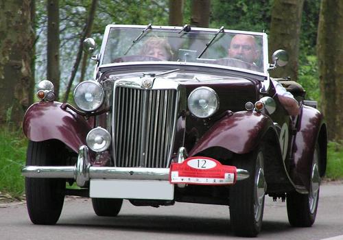 Rallye del Norte de Automóviles Antiguos (memorial Ramón Calderón)