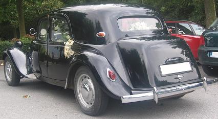 Citroën Traction Avant 1952. Vista trasera.