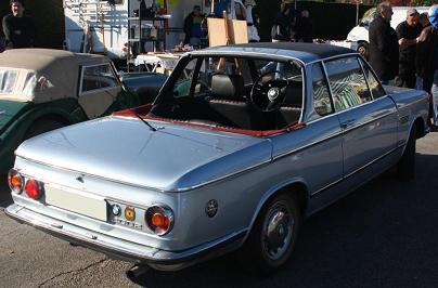 BMW 2002 Cabrio. XI Bourse d'Echange Saint Jean De Luz 2.011