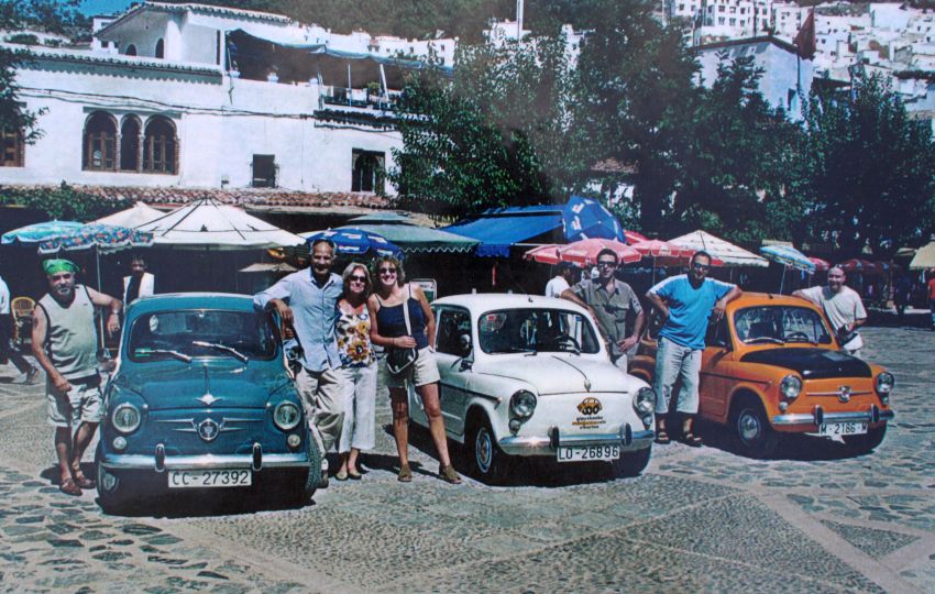 Jose Luis y sus amigos con los 600 en Marruecos 