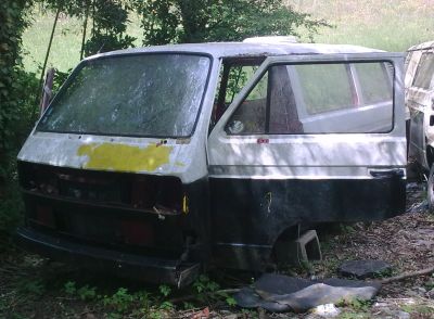 Volkswagen T3 abandonadas a medio restaurar