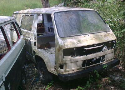 Volkswagen T3 abandonadas a medio restaurar