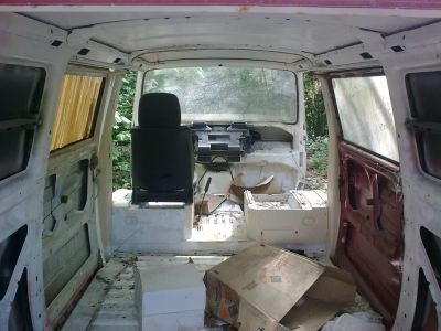 Volkswagen T3 abandonadas a medio restaurar