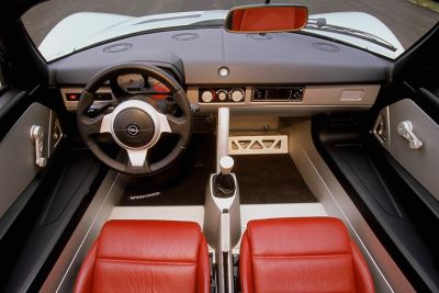 Opel Speedster. Vista Interior.