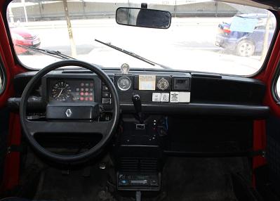 Interior Renault 4 GTL Clan.