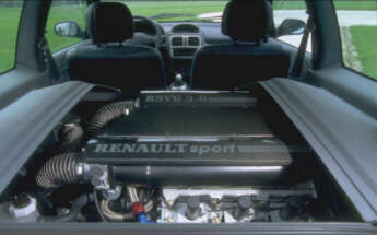 Renault Clio Sport V6. Interior y Motor.