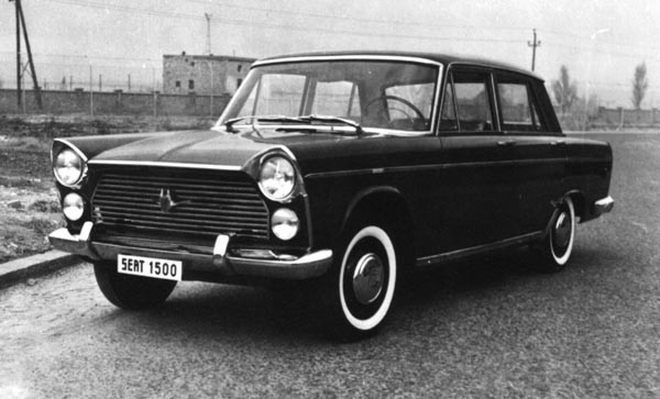 SEAT 1500. Vista Frontal