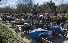 Participantes del Rallye internacional de coches de &eacute;poca Barcelona-Sitges.